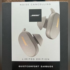 New BOSE QuietComfort Earbuds